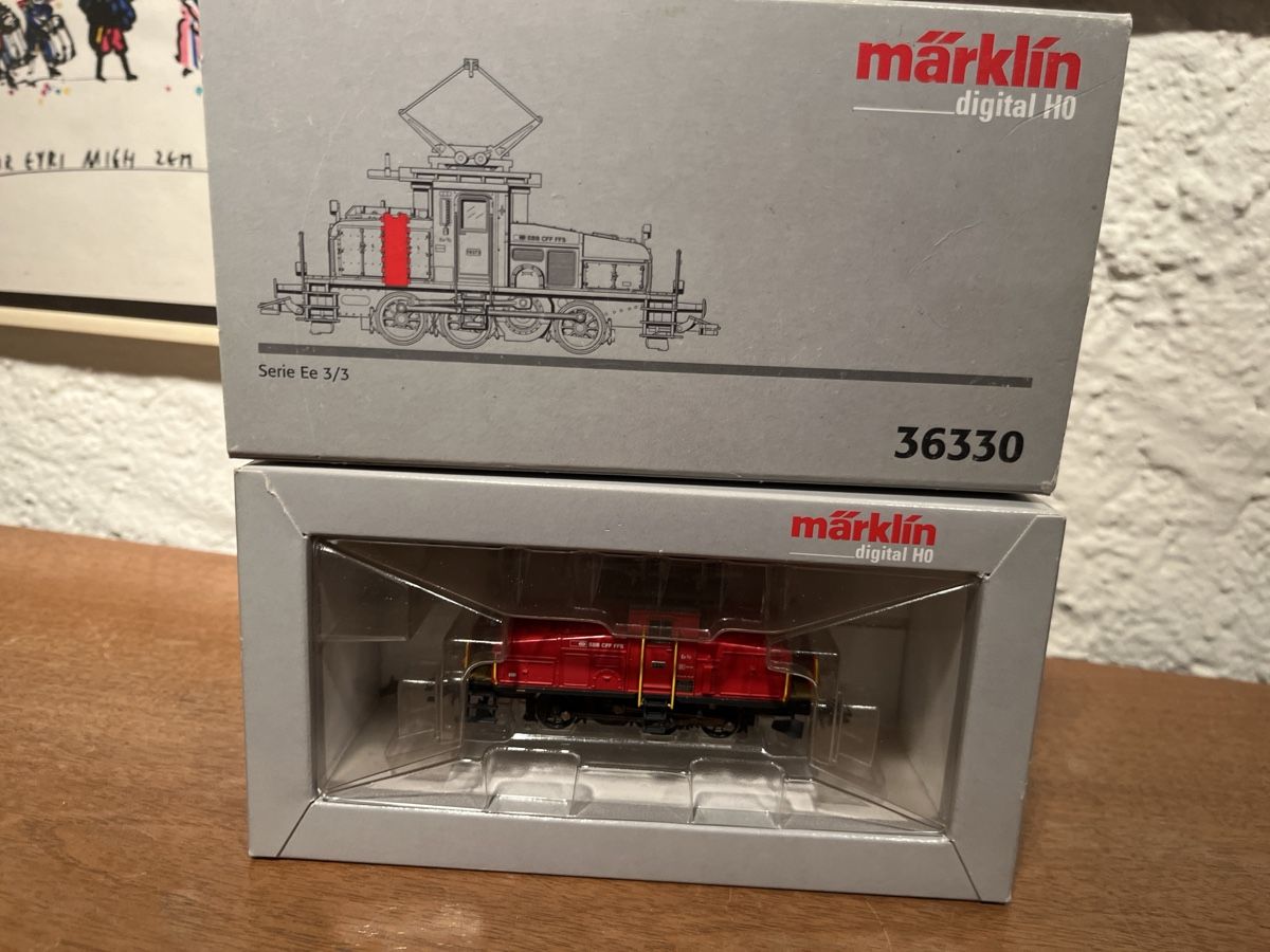 Märklin Modelleisenbahnen: Märklin 36330 Serie Ee 3/3 – Gebraucht aus Metzerlen von muelhth1