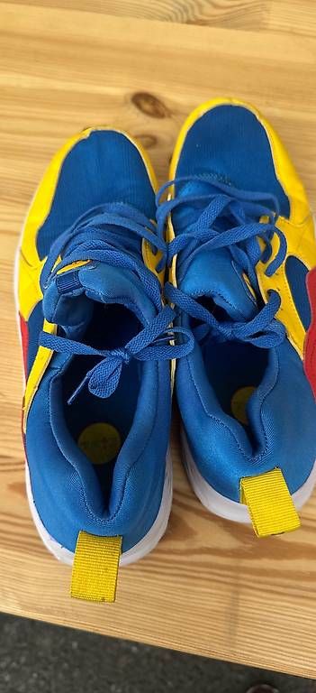 Chaussures garçon: Basket  – Neuf avec emballage d'origine à Plan-les-Ouates par emma1981