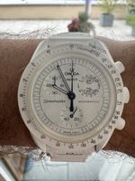 Moonswatch Snoopy First Edition