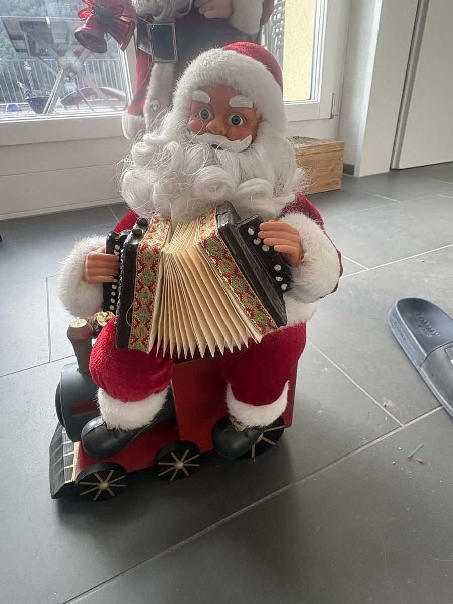 Tutte le decorazioni: Samichlaus mit Musik  – Usato da Obbürgen venduto da bugi6868 3