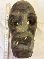 Alte Holzmaske, geschnitzt - Dekorative Wandmaske, Holz