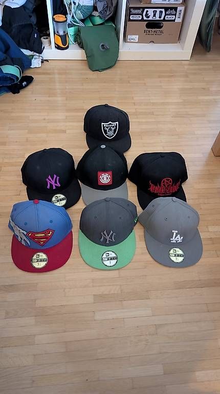 Chapeaux, bonnets & casquettes: Caps 10CHF pro stück – D'occasion à Zofingen par D3NIS12 4