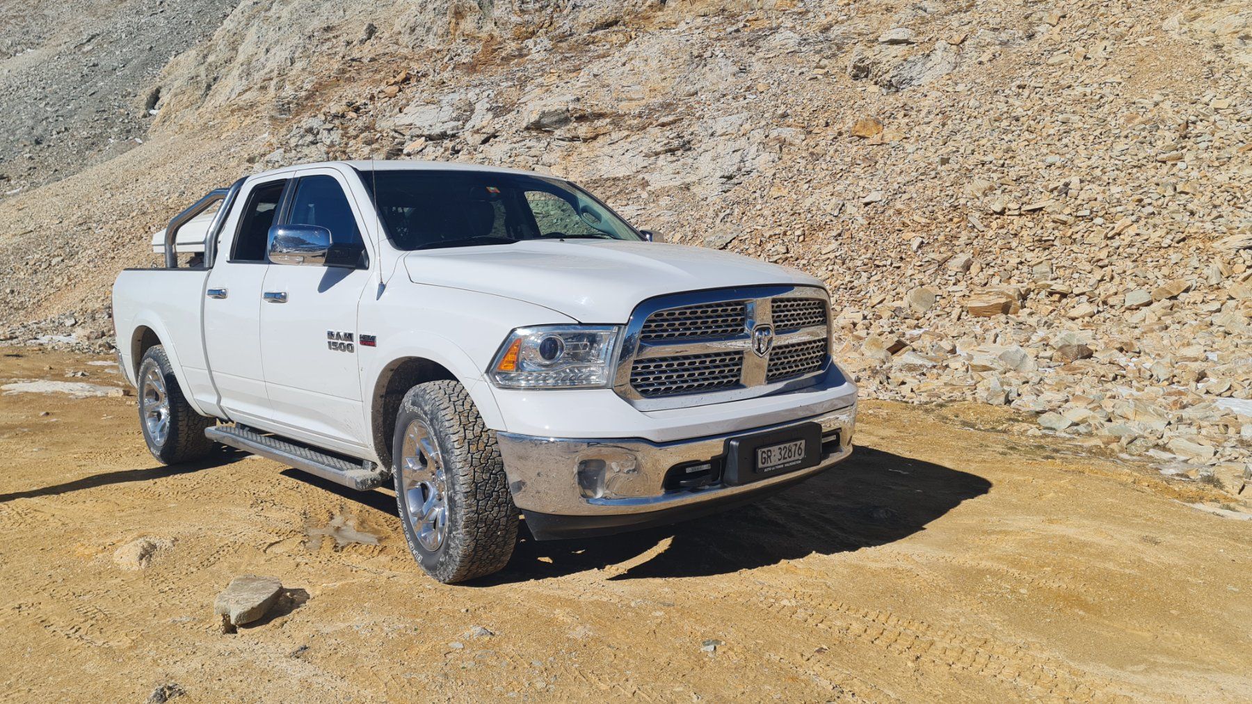 Dodge Autos: Dodge RAM Quad Cab 5.7 V8 HEMI – Gebraucht aus Chur von khu_cz29 5