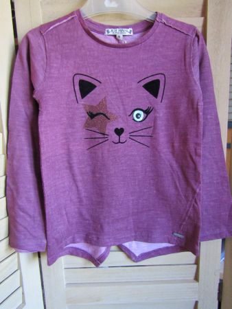 Gr. 116, Longshirt in Dunkelbeere mit Katzenmotiv