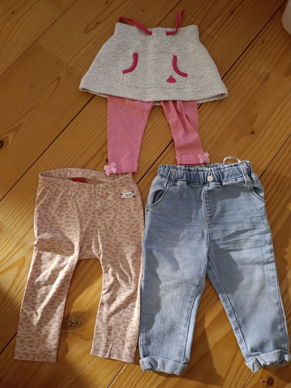 Lotti & Set di vestiti: Kleiderset Mädchen Gr. 74 – Usato da Näfels venduto da ang_p78x 2