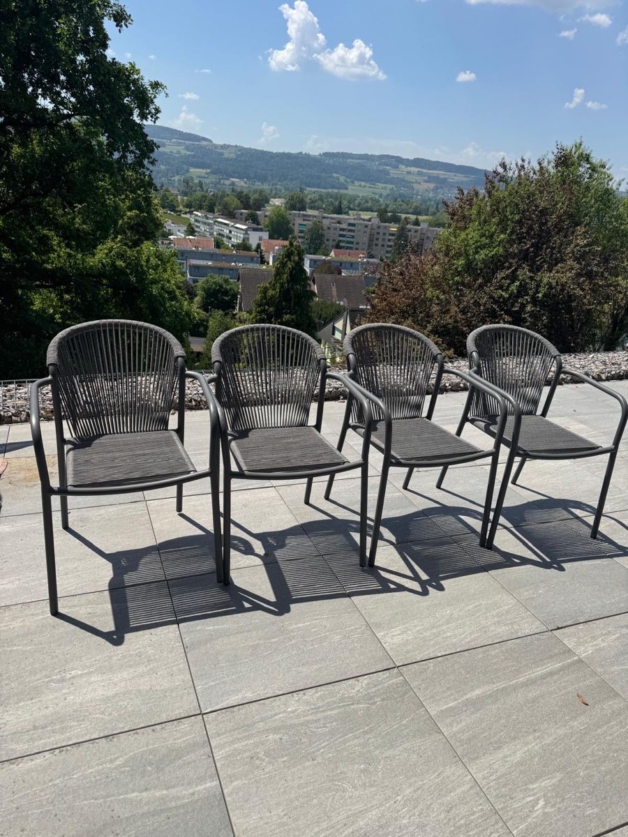 Pfister Sedie: 4er Set Gartenstühle mit Polster – Usato da Uster venduto da gandscooper 3