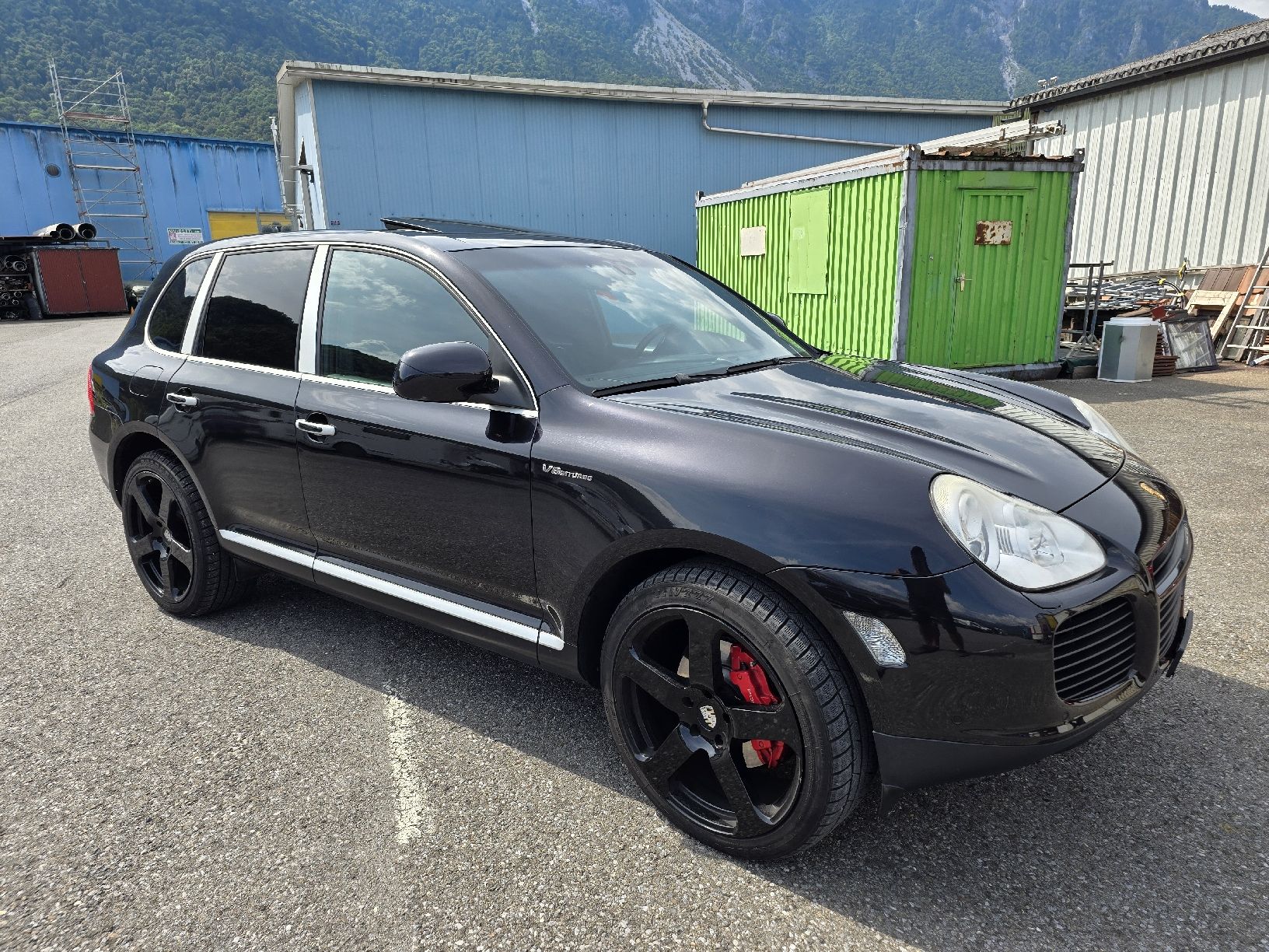 Porsche Automobili: Porsche Cayenne Turbo – Usato da Montreux venduto da PremerlServices 1
