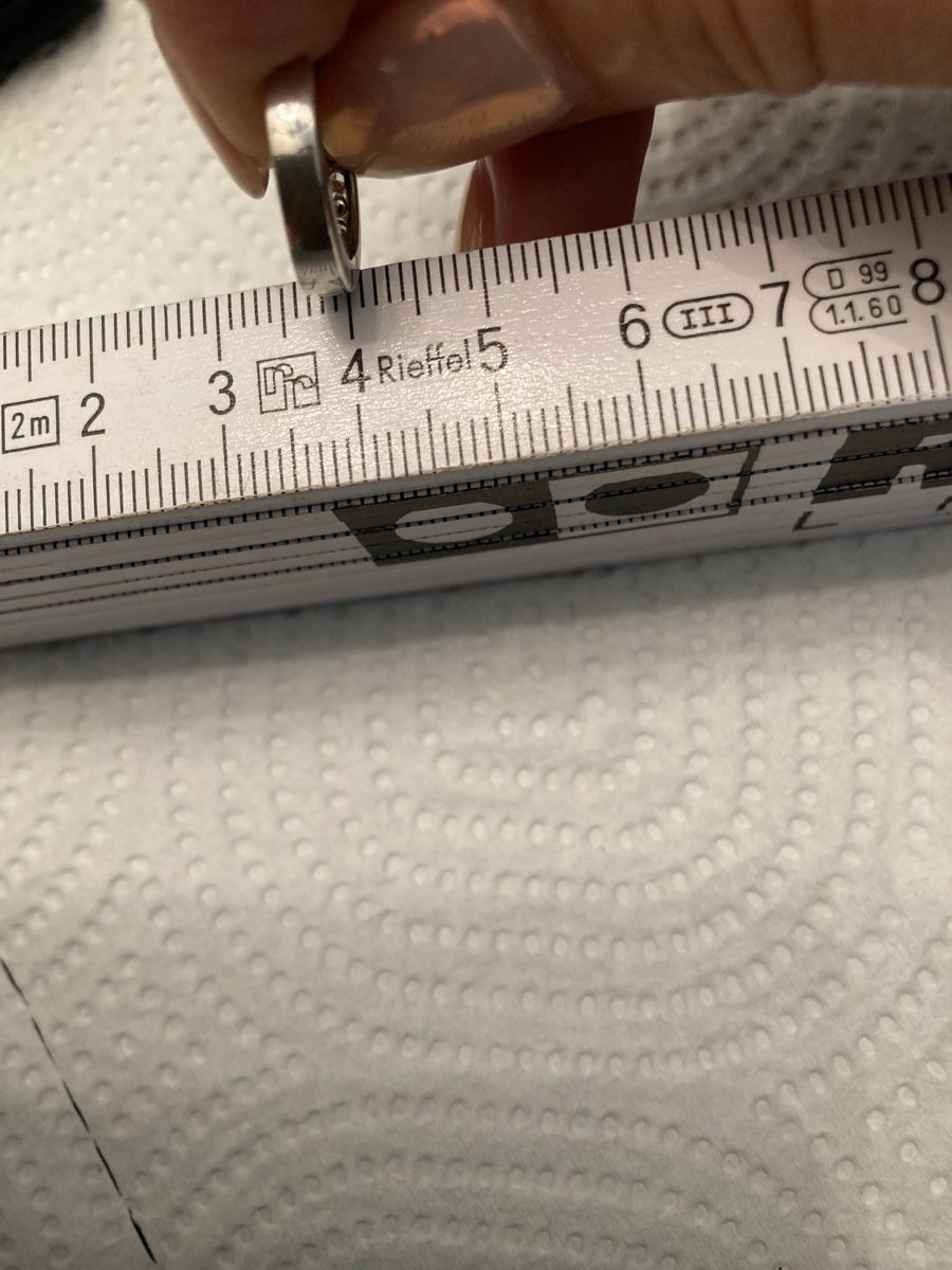 Sonstiger Schmuck: Set Silber Ring Gr 52 und Creolen 1.5cm – Gebraucht aus Dietikon von Closet_refurbished 5