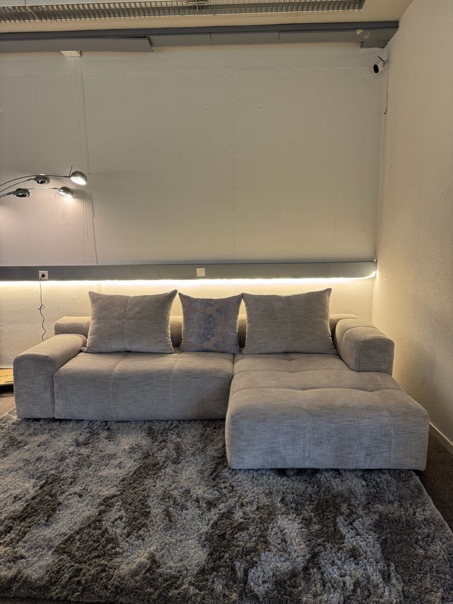 Sofas: Hellgraues Ecksofa mit Schlaffunktion – D'occasion à Fehraltorf par Sofalab.swiss 2