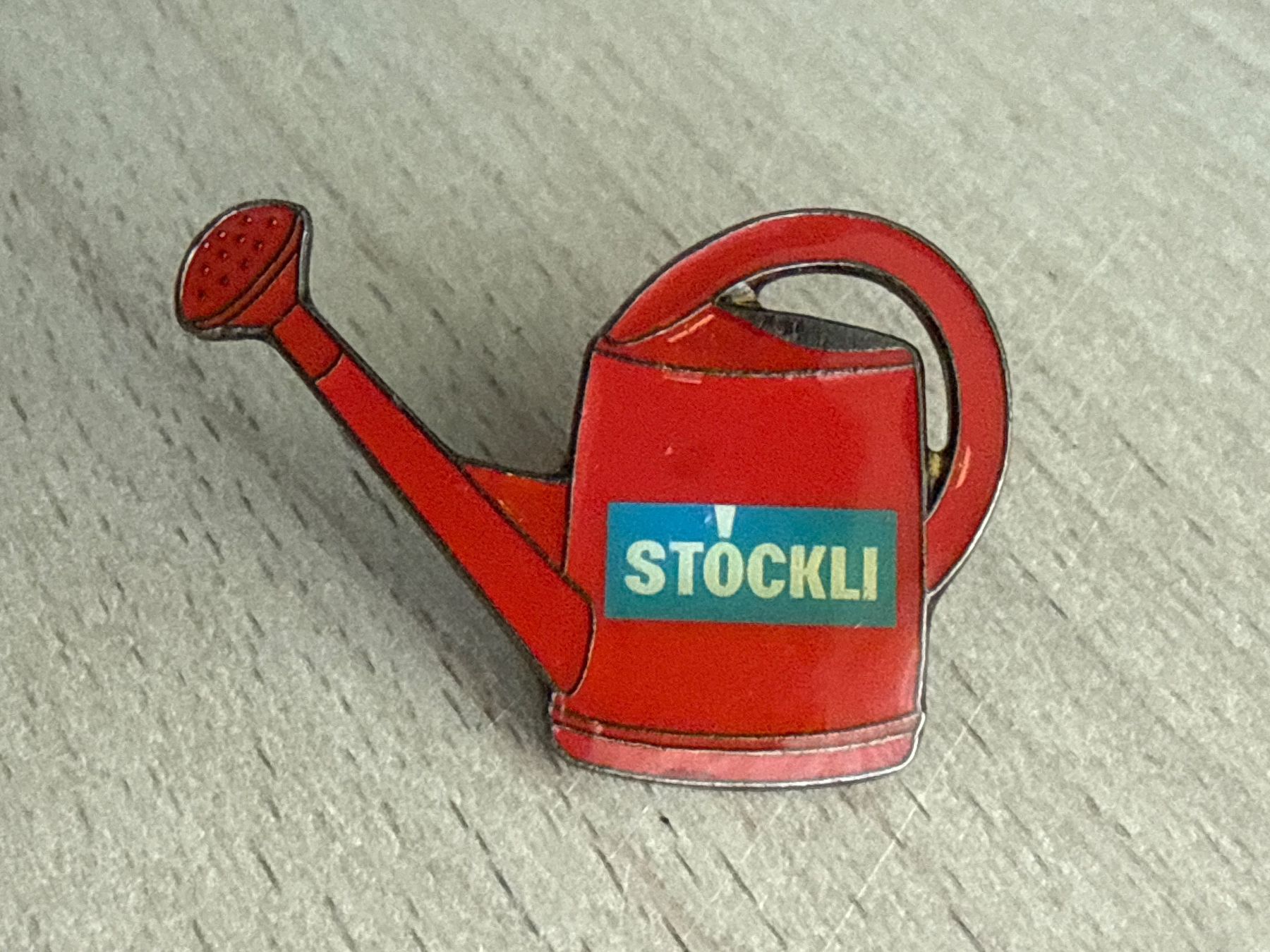 Placchette & Badge: Pin Stöckli – Usato da Glattbrugg venduto da Schweigmatt