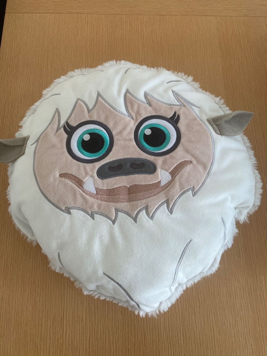 Cuscini: Peluche Coussin super doux – Nuovo (secondo la descrizione) da Delémont venduto da Ma_LoU.01