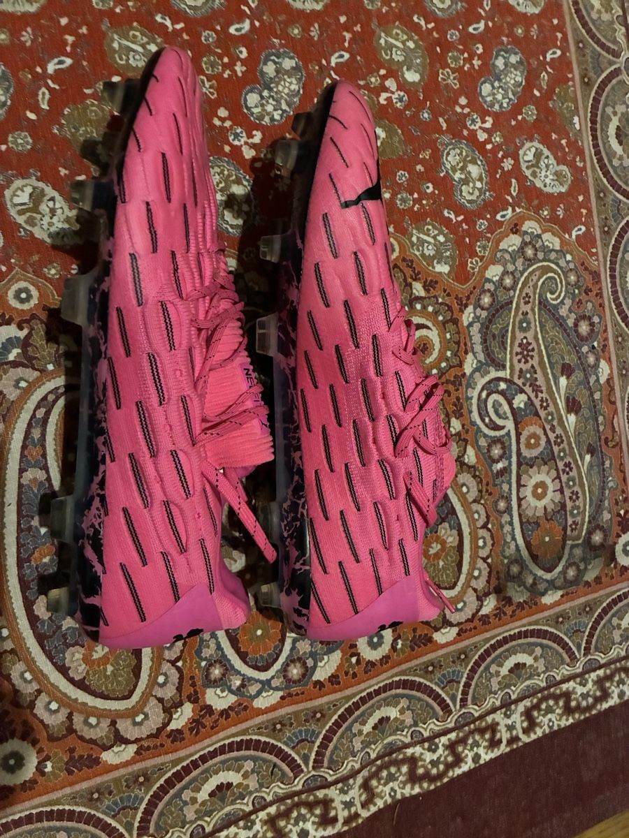 Puma Scarpe da uomo: Puma Future 6.1 Netfit Low FG/AG in pink – Nuovo (secondo la descrizione) da Bern venduto da joh_dj5p 2