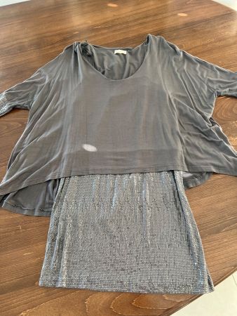 Damen Oberteil dunkelgrau mit Pailletten Gr. M