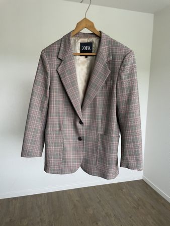 Zara Karomuster-Blazer, Größe M, in sehr gutem Zustand.