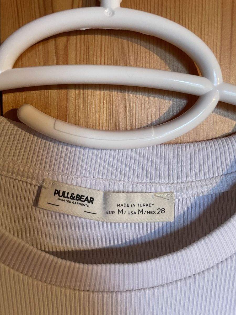 Pull&Bear Top: top blanc Pull&Bear – Usato da Martigny-Croix venduto da lem7 1