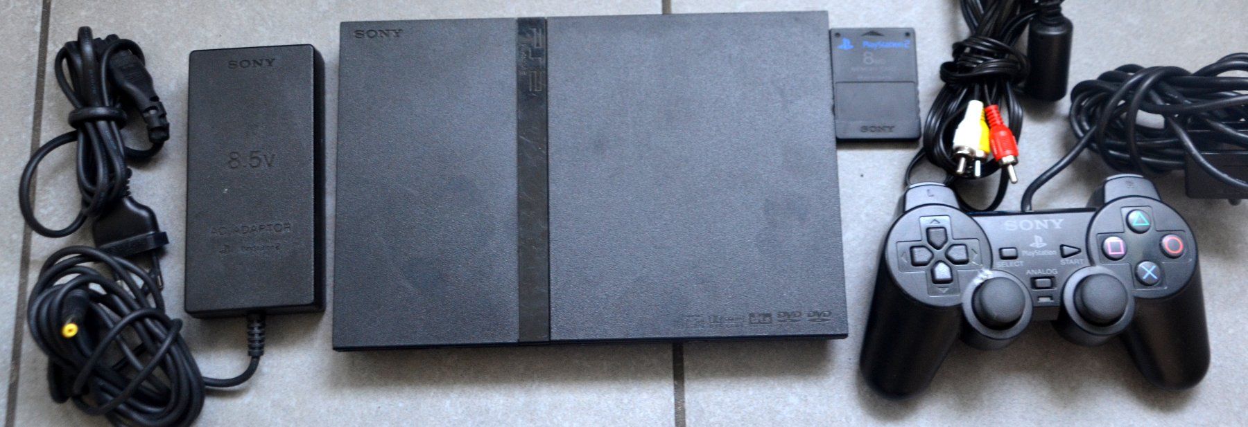 Sony Console: Playstation 2 / PS2  SCPH-75004 Date 5D 3in1 – Usato da Collonges venduto da arashee 1