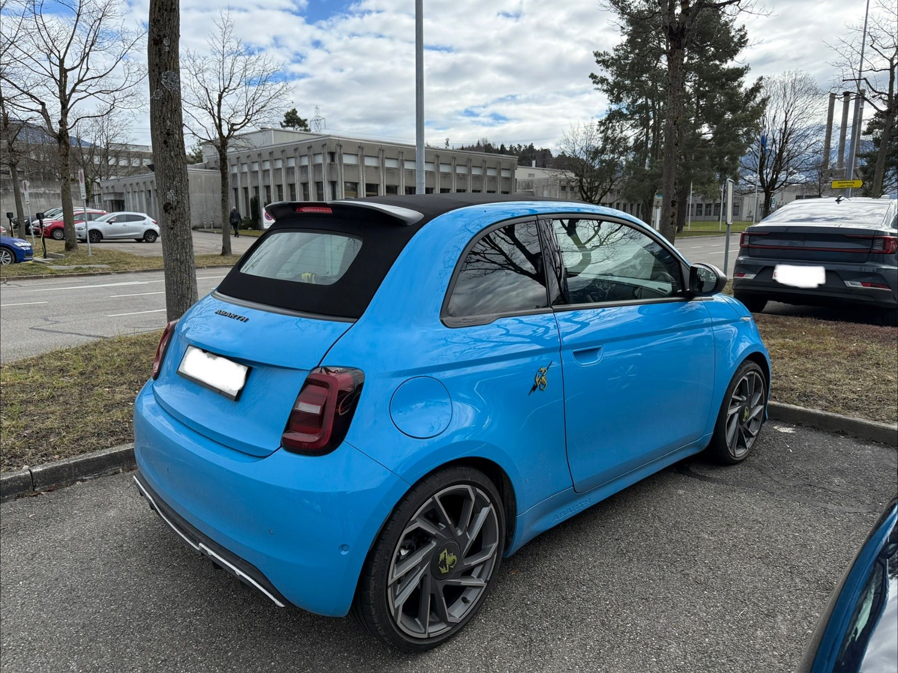 Fiat Automobili: Fiat Abarth Cabrio 500e Scorpionissima – Usato da Mattstetten venduto da Reuanezam 5