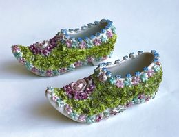 Antikes Porzellanpaar Schuhe*****