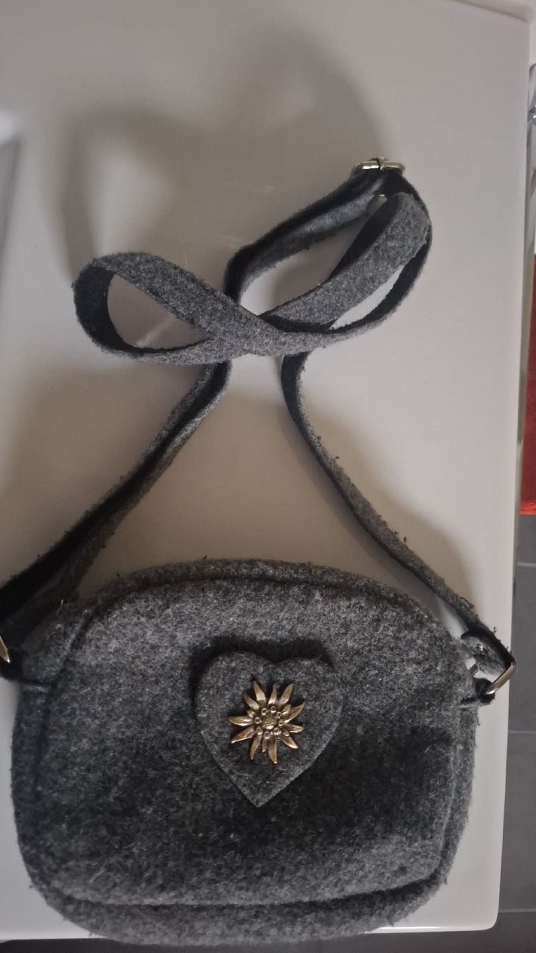 Taschen für Damen: Dirndl Handtasche, dunkelgrau mit Edelweiss – Gebraucht aus Sattel von Luckyjames 3