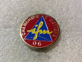 Ansteckpin 105: