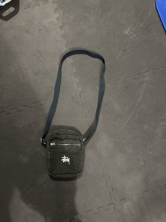 Stussy Umhängetasche klein guter Zustand