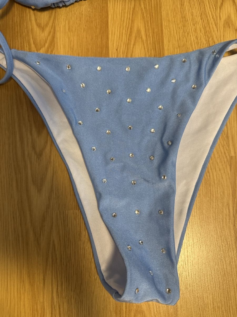 Costumi da bagno & Bikini: Bikini hellblau Strass Grösse L neuwertig – Nuovo (secondo la descrizione) da Schlieren venduto da Schnaepliparadies 2