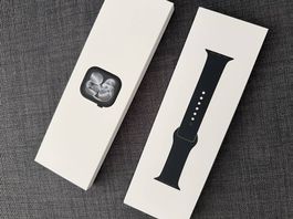 Apple Watch 11 Jet Black 46mm