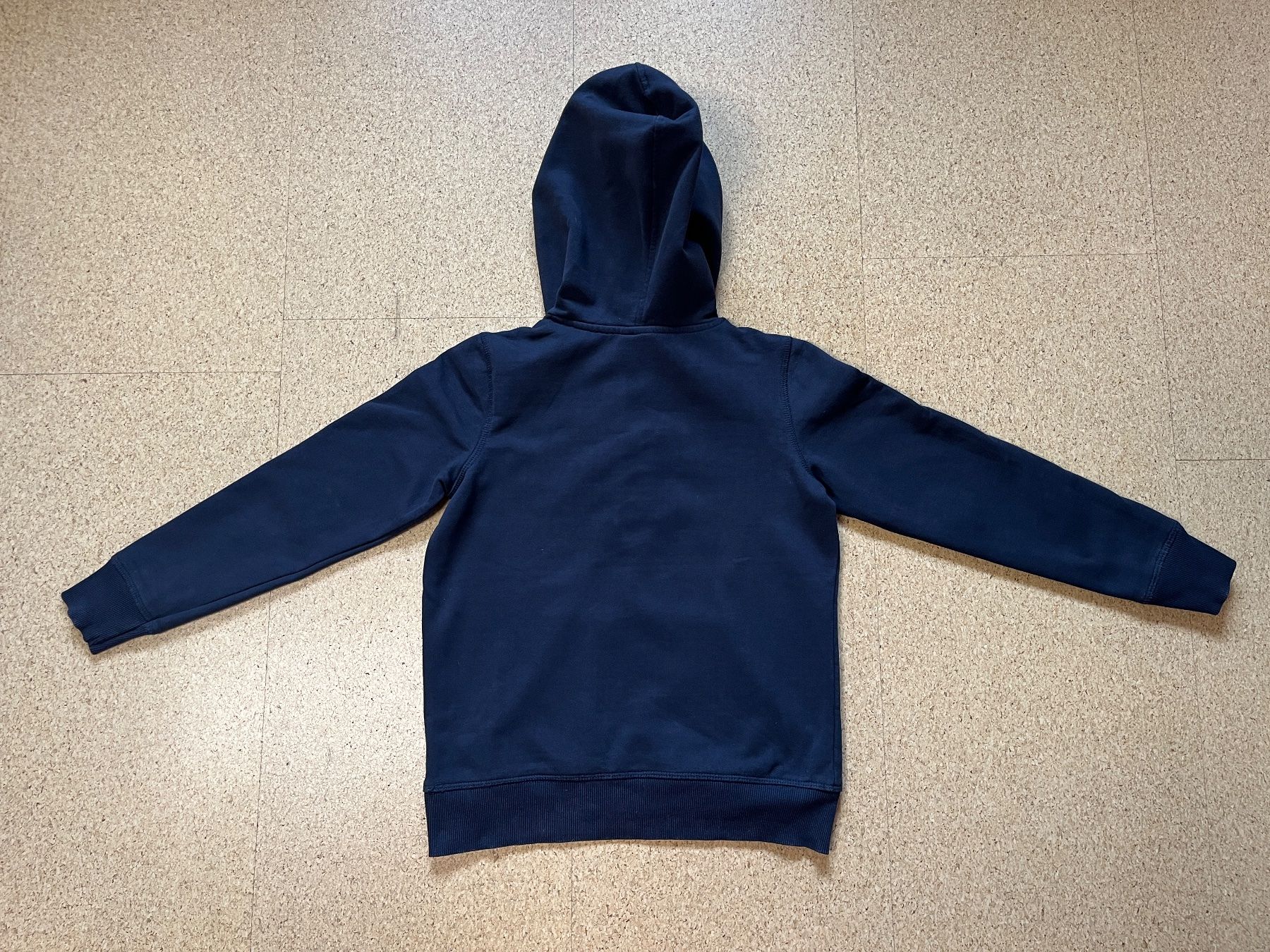 Maglioni & Felpe: Pullover mit Kapuze & Reissverschluss, dunkelblau, Gr. 140 – Usato da Grosswangen venduto da Vita500 1