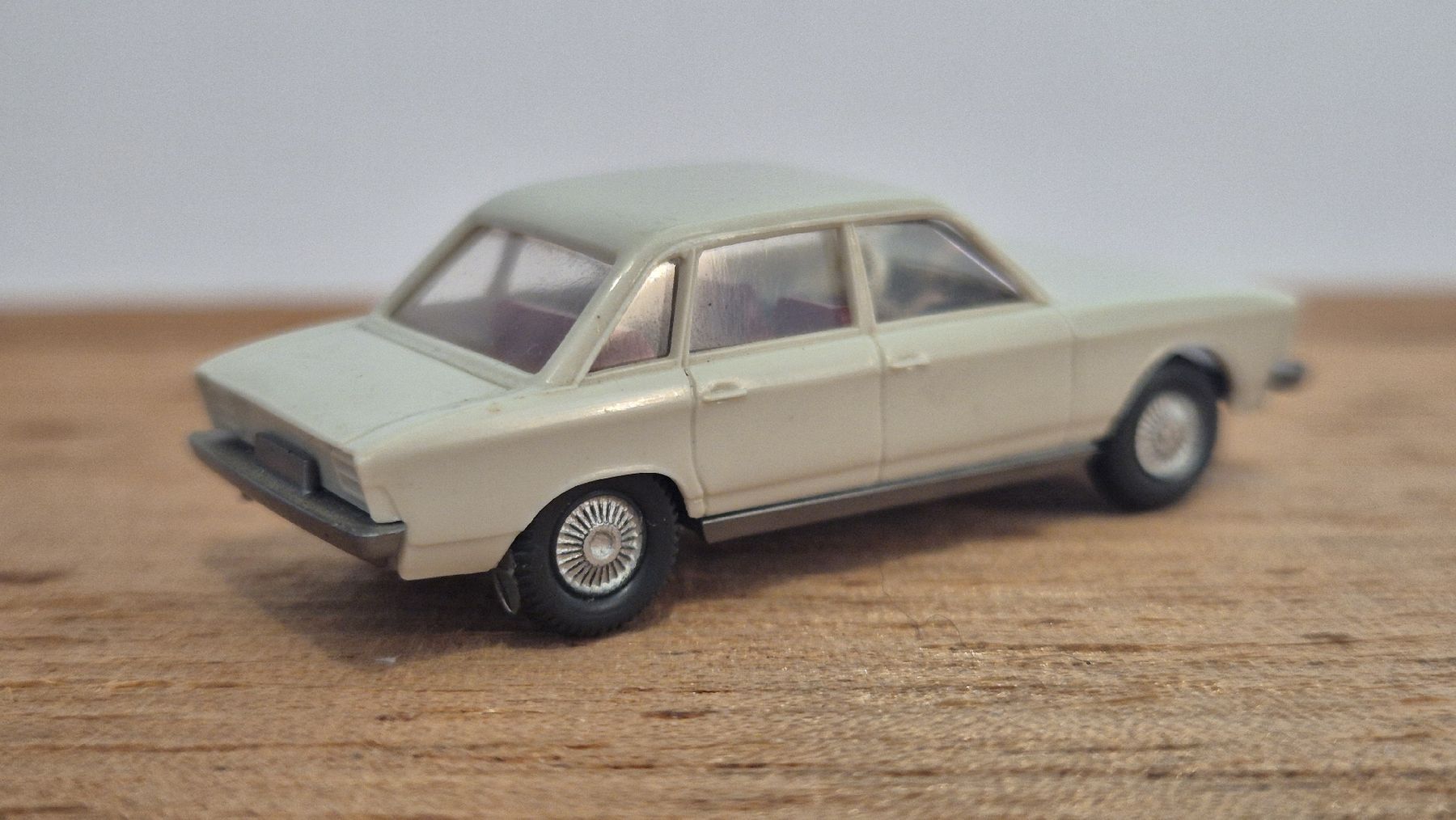 Wiking Voitures modèles: VW K 70 von Wiking – D'occasion à Uznach par Katinka83 4