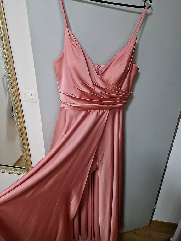 Vestiti: Wunderschönes Festkleid Gr.44 – Usato da Luzern venduto da maji87