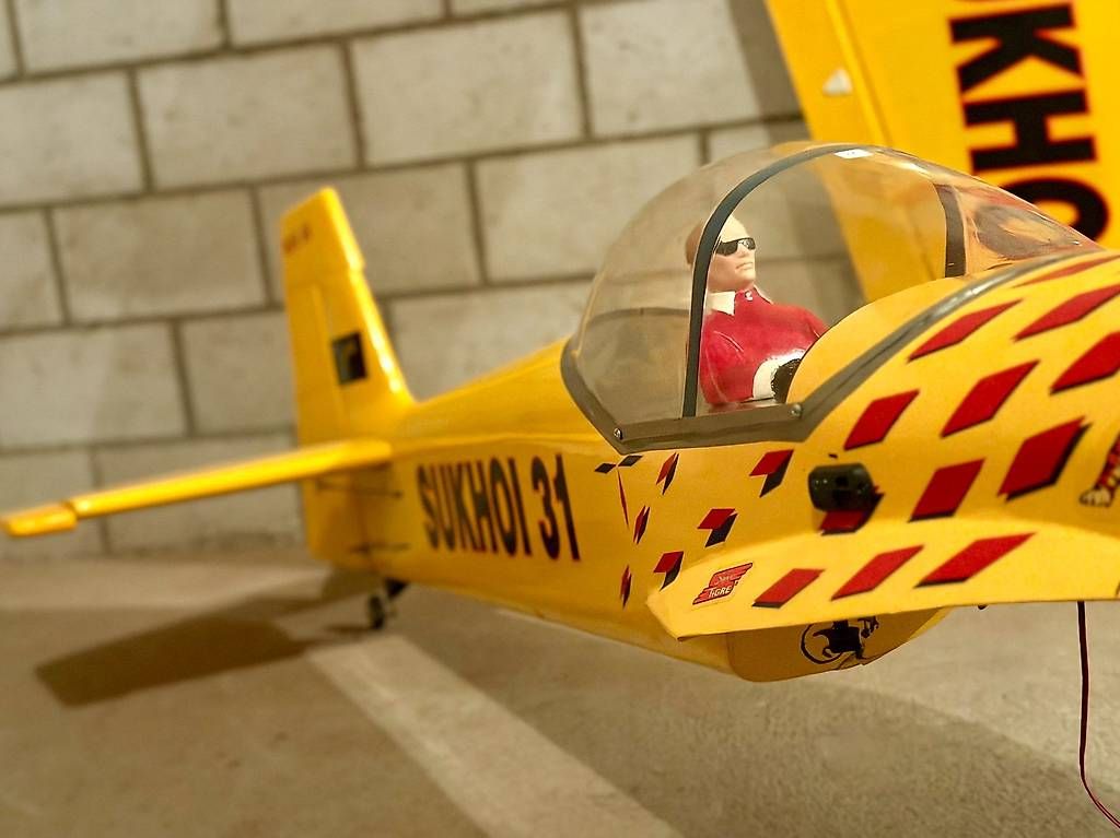 Modellismo RC: Modellflugzeug - Sukhoi 31 – Usato da Wil SG venduto da JoRaHa 1