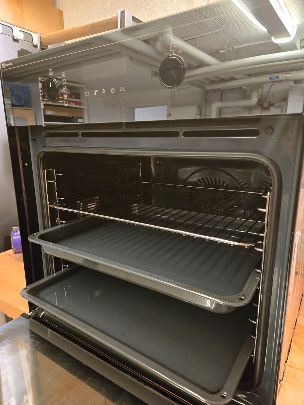 Electrolux Forni: Electrolux EB6L5DSP Einbaubackofen  55cm CH Norm – Usato da Buchs ZH venduto da pileni 2