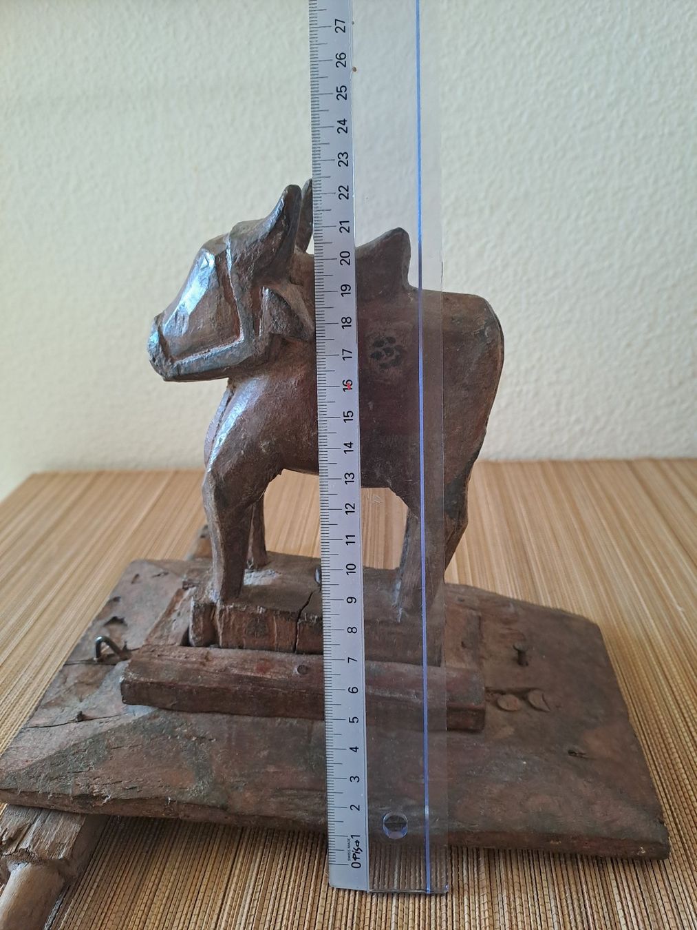 Statuette: INDE ANTIQUE  JOUET NANDI EN BOIS – Usato da LAUSANNE venduto da KWEW 6