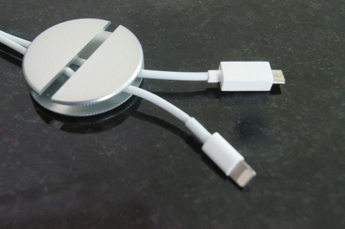 Cavi: Qooqi Cable Organizer Silber – Nuovo (secondo la descrizione) da Volketswil venduto da salander90