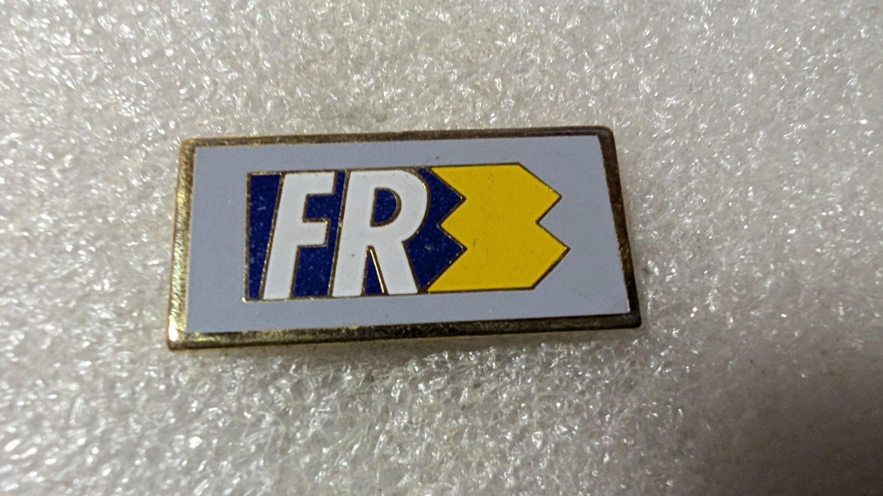Placchette & Badge: Ansteckpin 207: FR – Usato da Oppligen venduto da Pin-Fall-Shop