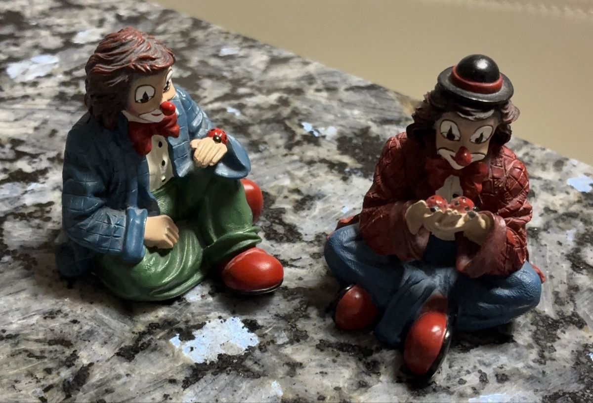 Statuette: 2 Gilde Clowns mit Glückskäfer – Usato da Küssnacht am Rigi venduto da Suchenfinden