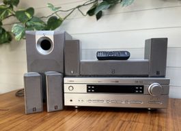 Yamaha HTR-5630RDS Soundsystem mit NS-P100 Lautsprecherpaket