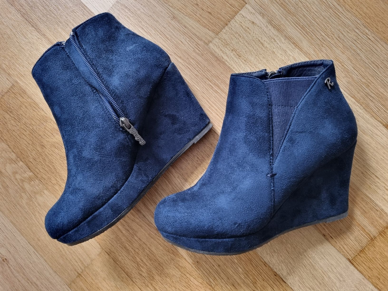 Scarpe da donna: Refresh Plateaustiefelette navy – Usato da Moosseedorf venduto da Knie0 3