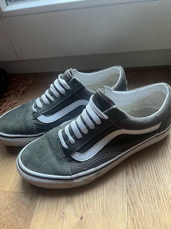 Vans Herrenschuhe: Vans OLD SKOOL UNISEX - Sneaker low – Gebraucht aus Kriens von LauraNatalie1316