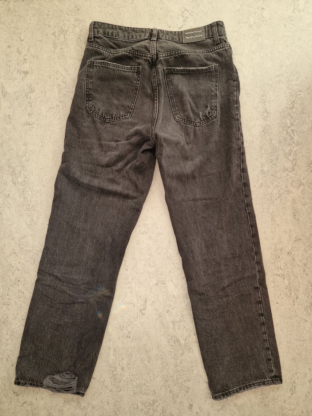 Tally Weijl Jeans: Graue Acid Wash Jeans – Usato da Zürich venduto da linamad 2