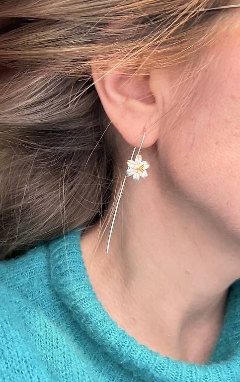 Boucles d'oreille: Silberne Lilien Ohrringe 925 – D'occasion à Thalwil par han_2b8c 8