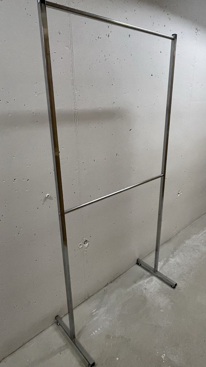 Porte manteau: Kleiderständer Metall, robust – D'occasion à Luzern par Christian_hodel 1