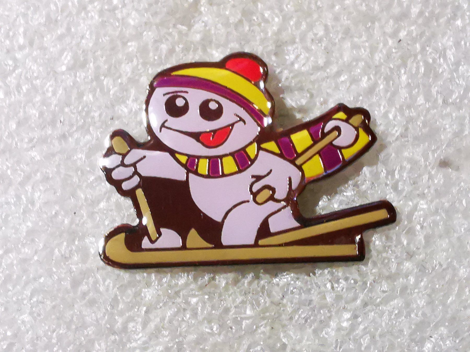 Placchette & Badge: Ansteckpin 114: Maga Bio – Usato da Oppligen venduto da Pin-Fall-Shop