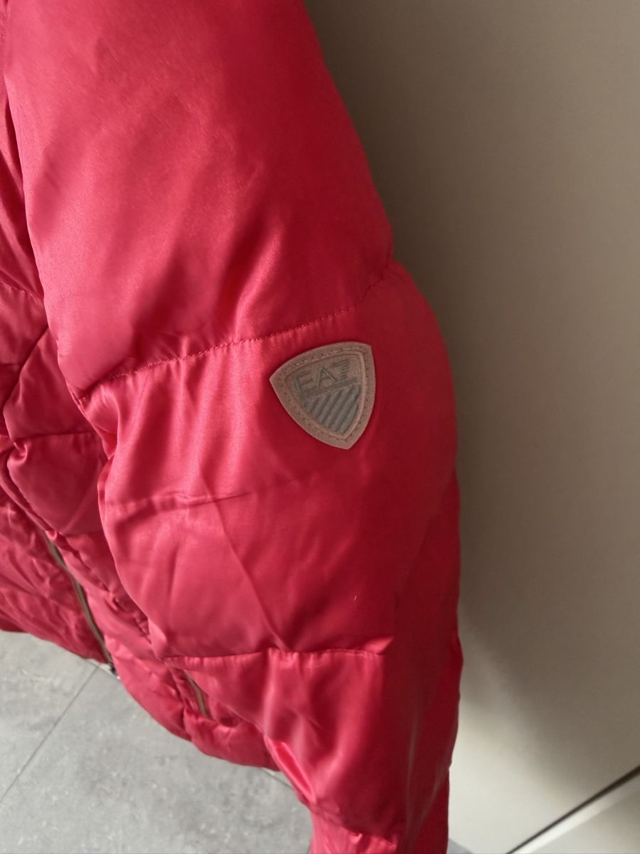 Armani Jacken: Armani rote Winterjacke Größe S  – Gebraucht aus Scherzingen von mar_vt2c 3