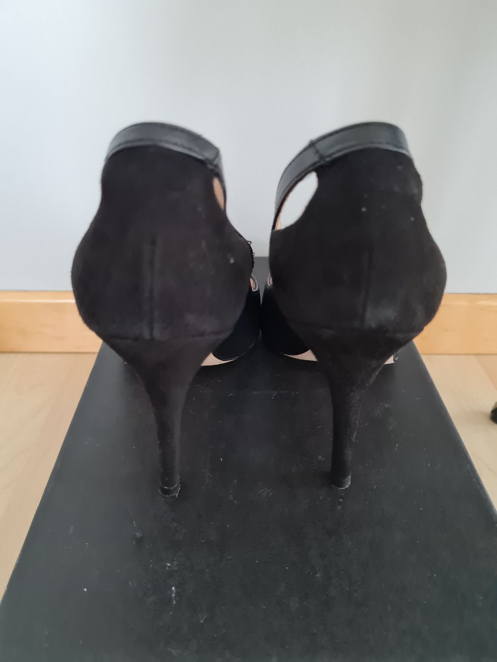 Scarpe da donna: ZIGN High Heels Gr. 40 Leder schwarz – Usato da Rotkreuz venduto da tat_8zds 2