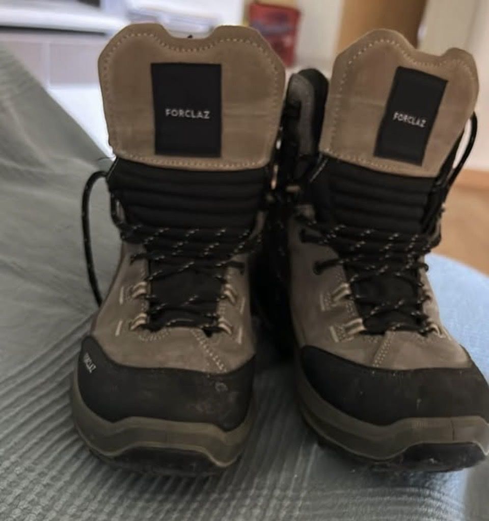 Decathlon Scarpe da donna: Wanderschuhe von Decathlon – Usato da Lüchingen venduto da Zarah76
