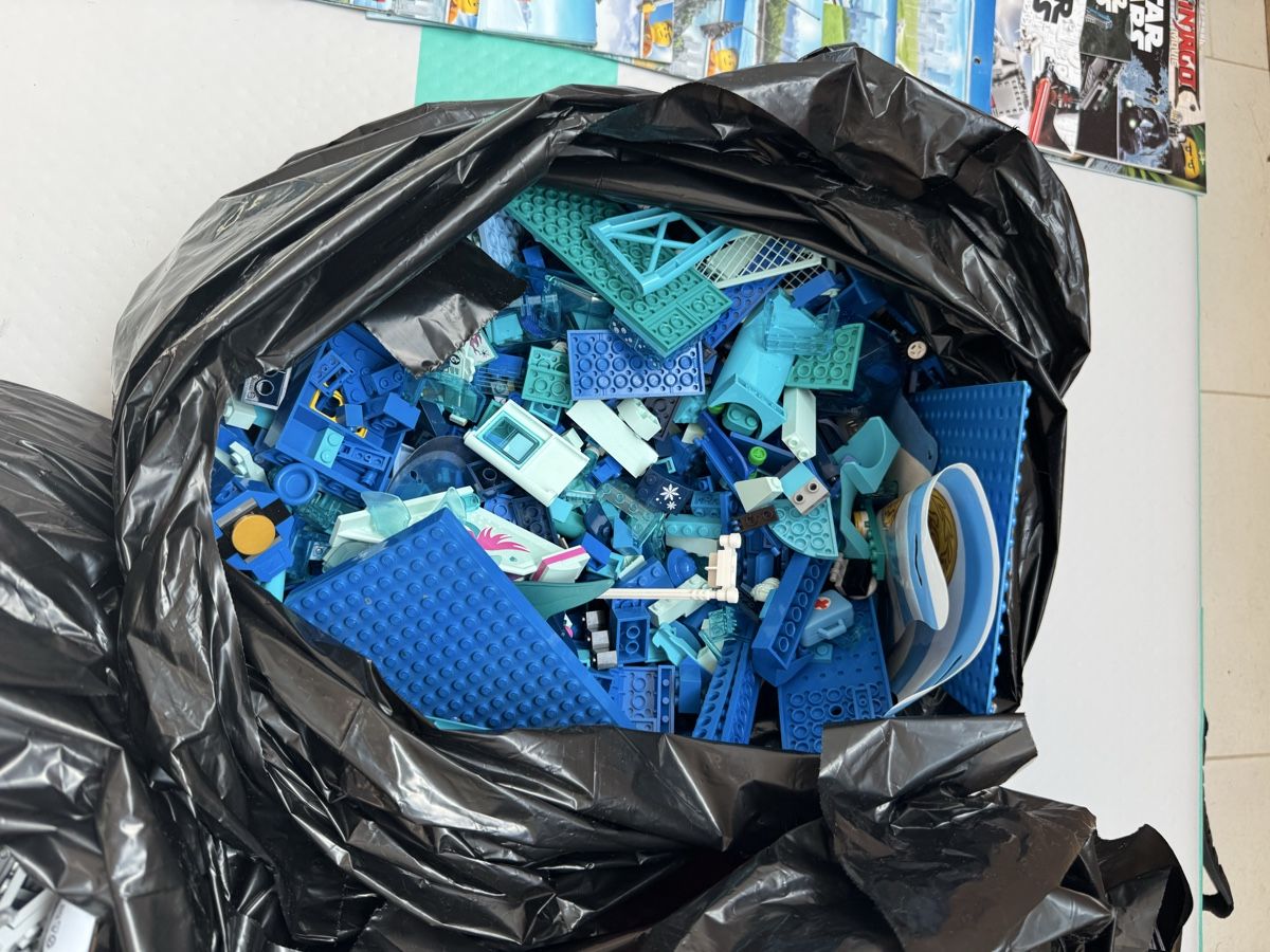 Lego Baukästen: Gros lot de pièces LEGO avec plans – Gebraucht aus Fribourg von Veronique22 4