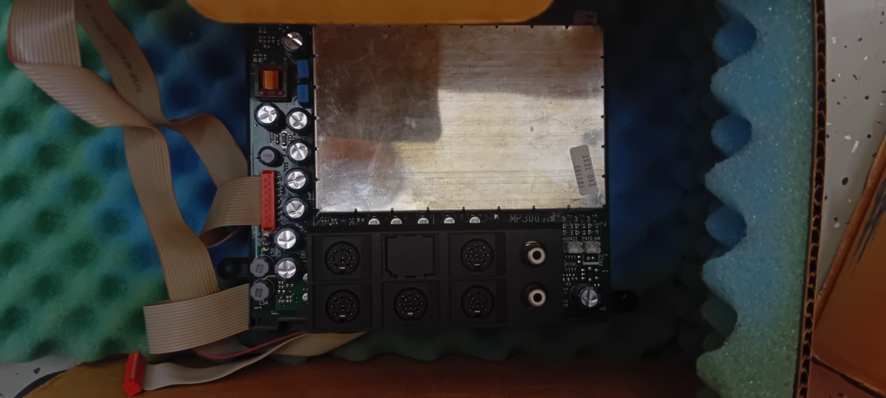 Componenti elettronici: B&O HD T/C tuner BV6/BV7/BS3 – Usato da Grand-Lancy venduto da Ddouar 1