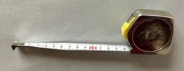 Gehört in jede Werkstatt: 2m Meterband mit Aufdreh-Automatik