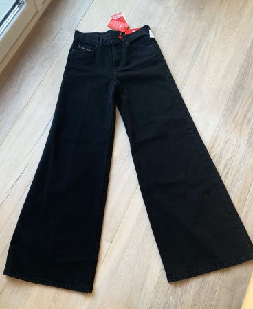 neu Jeans von Diesel gr. 25